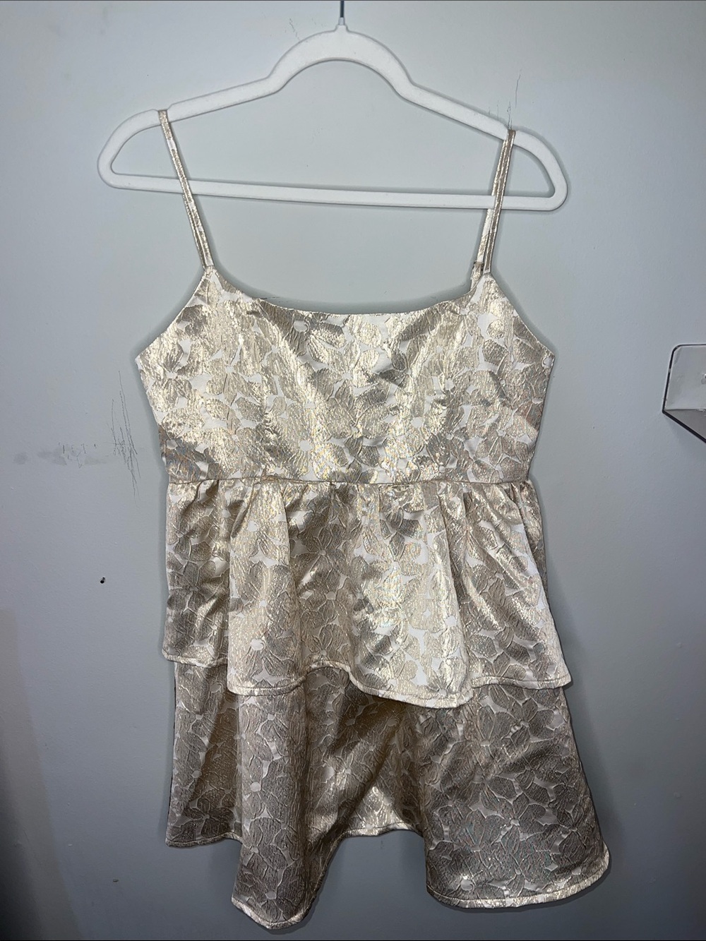 TCEC Metallic Gold Floral Tiered Spaghetti-Strap Dress